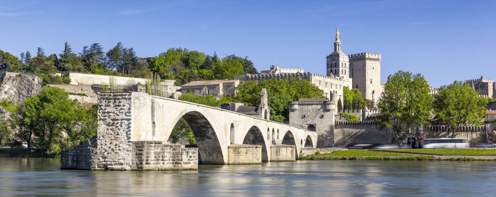 avignon-du-lich-phap