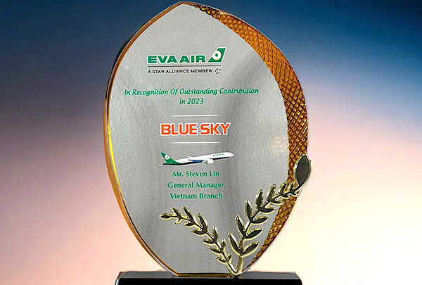 In Recognition of Outstanding Contribution in 2023 của hãng Hàng Không EVA AIR❗️